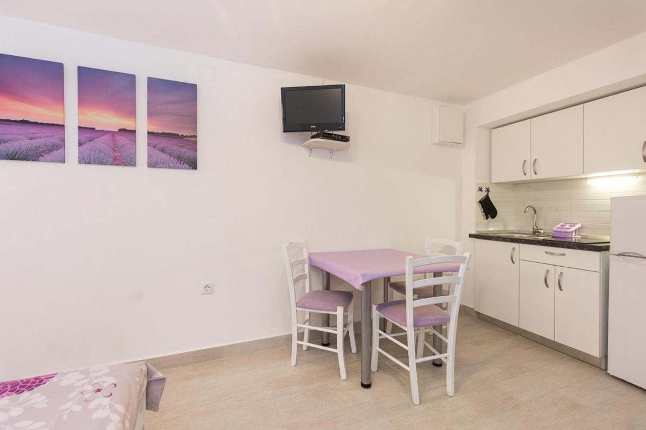 Studio Neva Baska  Bagian luar foto
